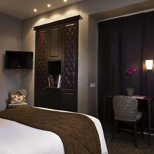 Club Kamer met een King Size Bed